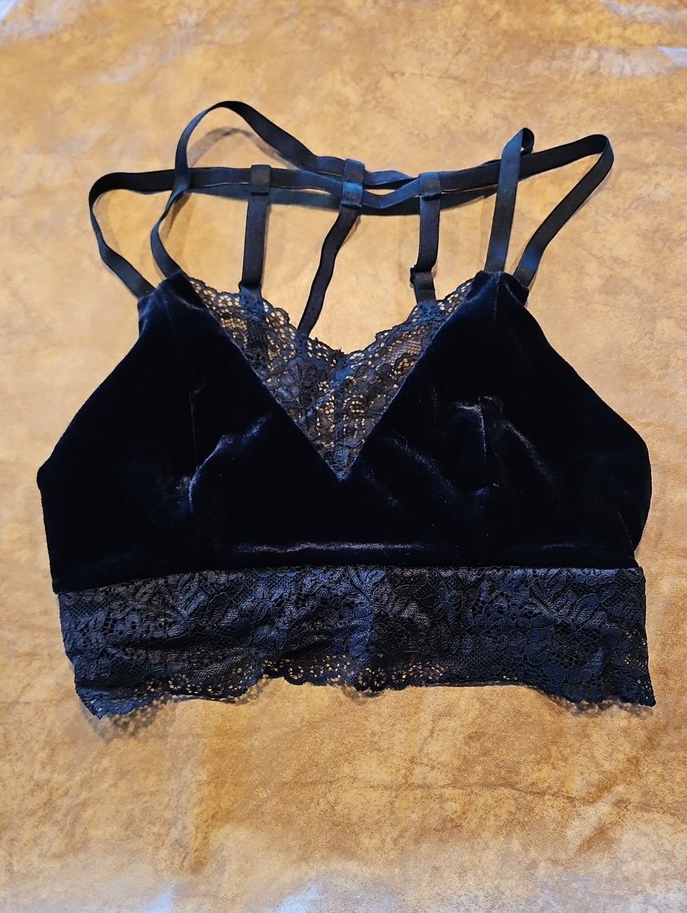 Black Velvet/Lace/Strappy Sportsbra